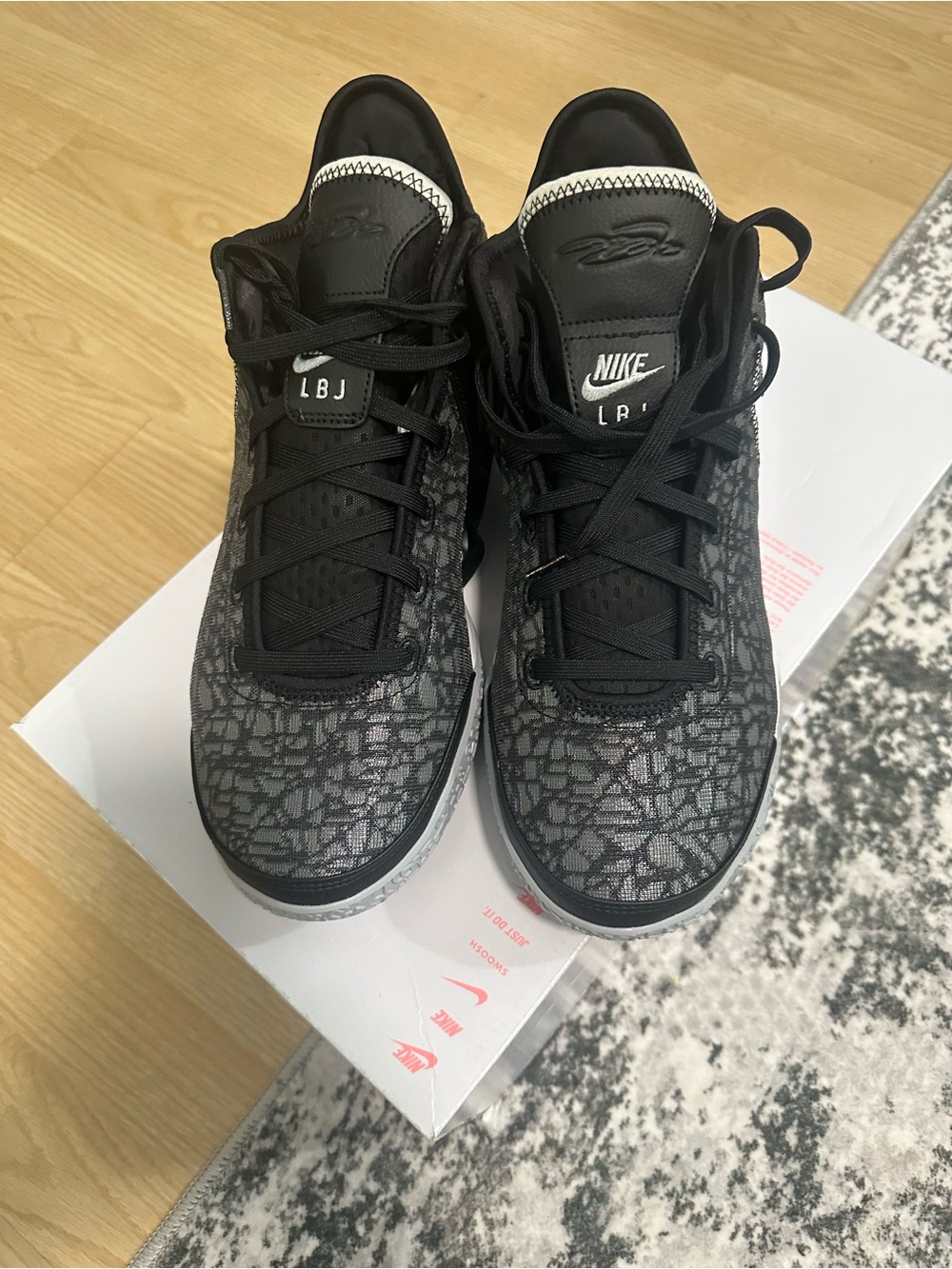 NEW Nike Zoom Lebron Nxxt Gen Black-Wolf Grey-White Sz 11.5 [DR8784-005]